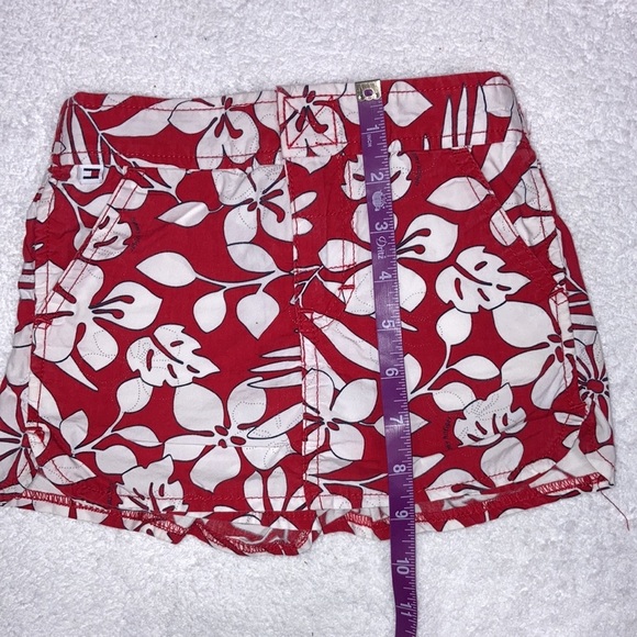 5/$20 Tommy Hilfiger 4t skort red white Hawaiian tropical print - Picture 6 of 6